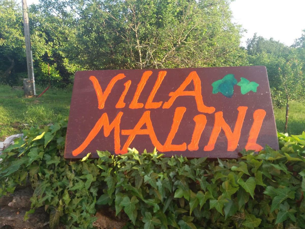 Villa Malini 그로즈냔 외부 사진